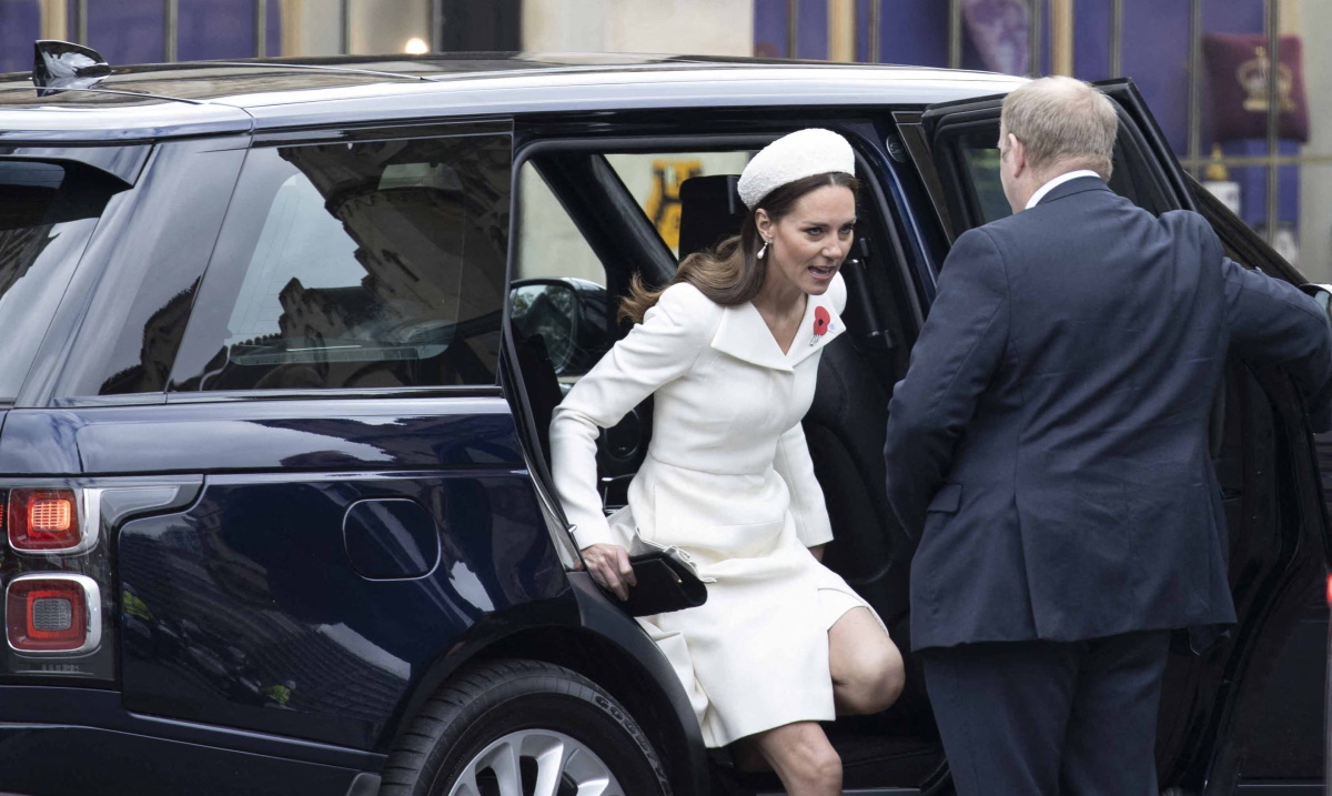 Πριγκίπισσα Κάθριν: Αποκάλυψε τι θα φορέσει στη στέψη του βασιλιά Κάρολου