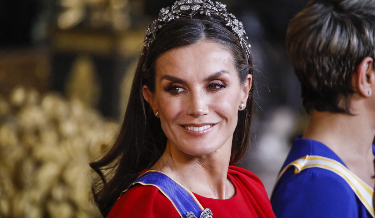 Βασίλισσα Λετίσια: Η ιστορία πίσω από την τιάρα που επέλεξε σε επίσημο δείπνο
