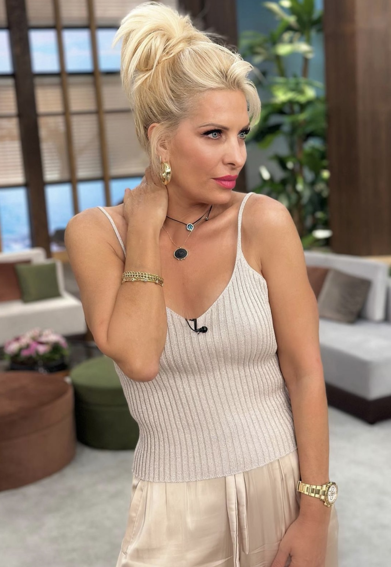 pammy updo