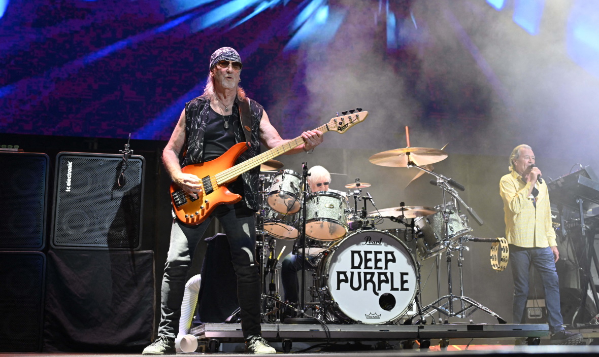 Deep Purple: Με «Ζορμπά» και τα «Παιδιά του Πειραιά» ξεσήκωσαν τους fans στη Μαλακάσα
