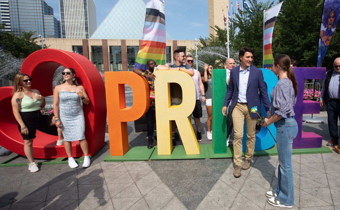 Τζάστιν Τριντό: Με την κόρη του στο φεστιβάλ Pride – Η υποστήριξή του στην ΛΟΑΤΚΙ+ κοινότητα