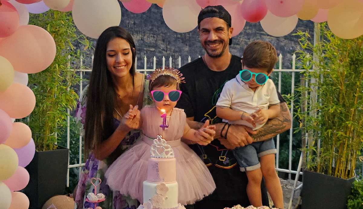 Άκης Πετρετζίκης: Τα πρώτα γενέθλια της κόρης του και η τούρτα υπερπαραγωγή που της έφτιαξε