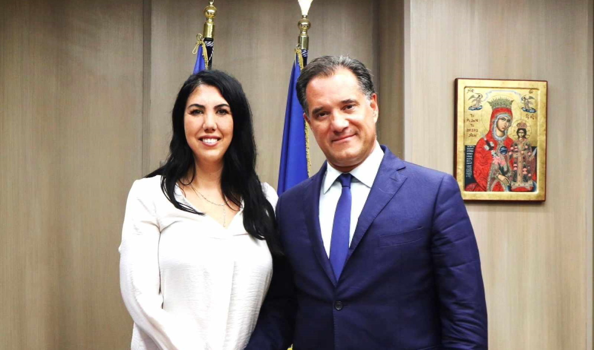 Παρασκευή Πετρίδου: Μια ξεχωριστή υποψηφιότητα στη Βάρη για ένα Δήμο με κοινωνικό πρόσωπο
