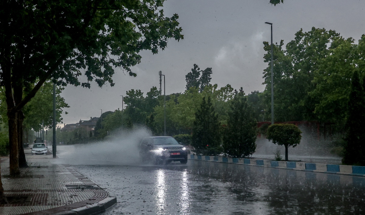 Χαλάει ο καιρός – Σε ποιες περιοχές θα έχουμε καταιγίδες και βροχές