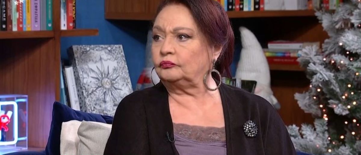 Μίρκα Παπακωνσταντίνου: «Μεγάλωσα με χιλιάδες ενοχές. Ήμουν κομπλεξικό παιδάκι»