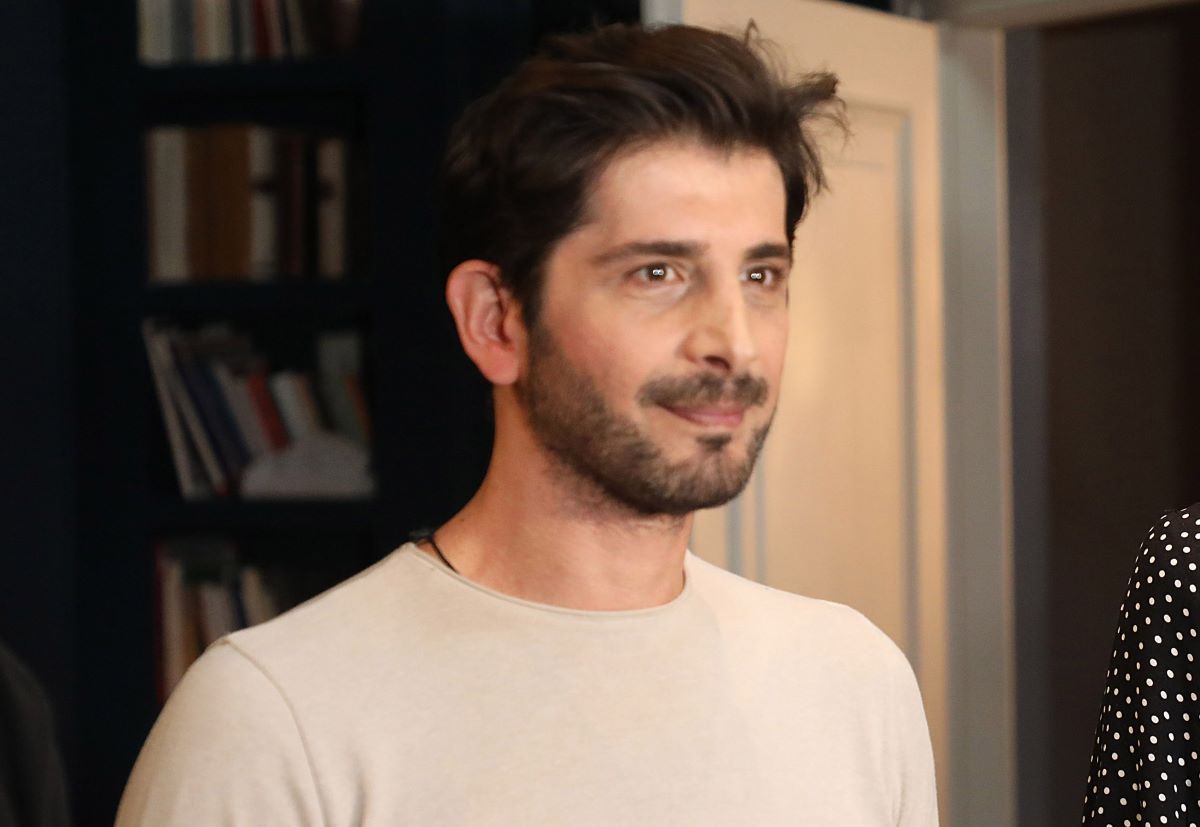 Χρήστος Σπανός: Η εξομολόγηση για την ψυχοθεραπεία – «Έγινα ο μπαμπάς που θα ήθελα να έχω»