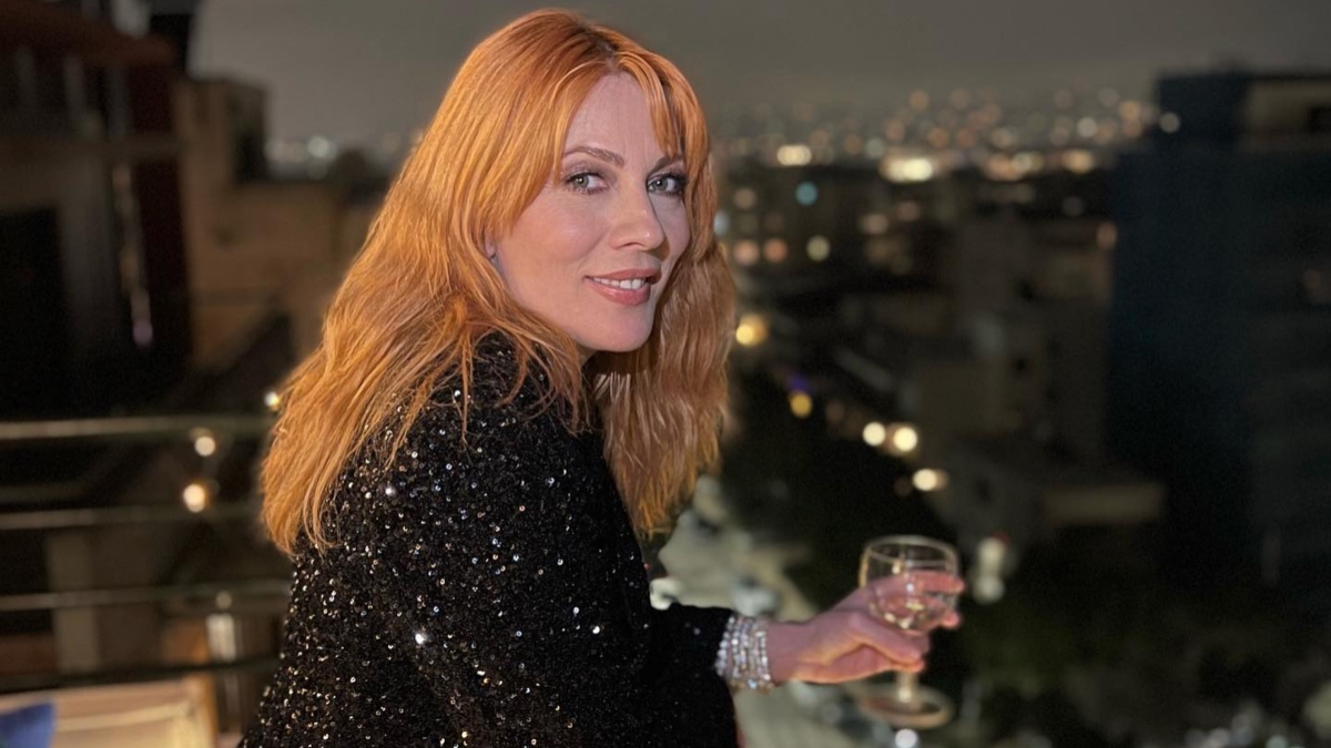 Σμαράγδα Καρύδη: Ο ξέφρενος χορός της με τον Νίκο Κουρή μια μέρα πριν από την πρεμιέρα, IQ 160