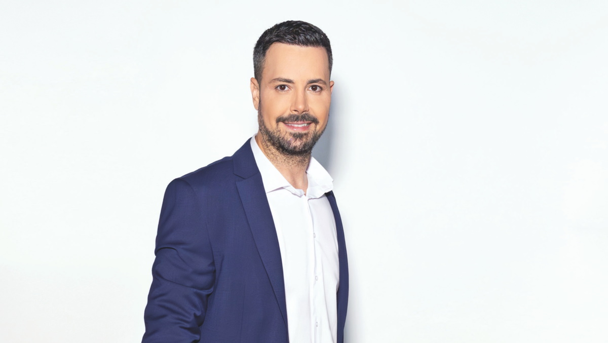 Πέτρος Κουσουλός: «Δεν έχει αλλάξει κάτι μετά τον γάμο γιατί συζούσαμε και πριν με την Ευαγγελία»