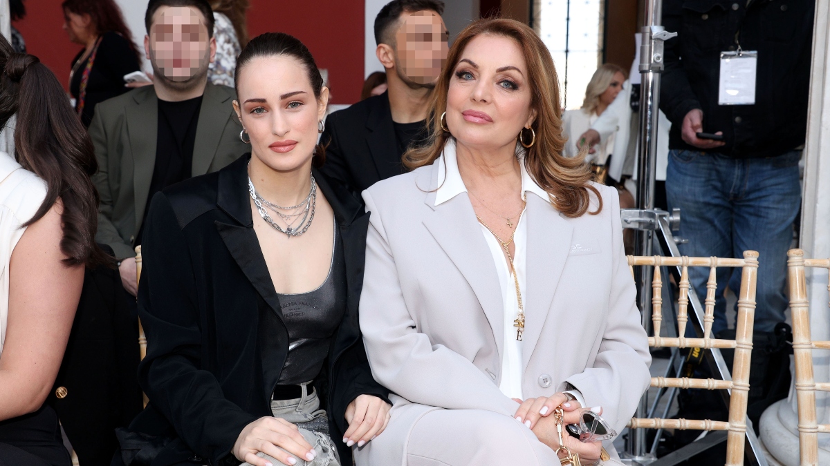 Άντζελα Γκερέκου: Με την κόρη της, Μαρία Βοσκοπούλου στο Athens Fashion Week