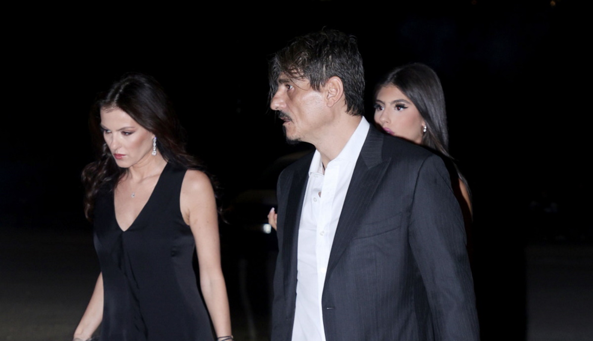 Ιωάννα Μαροσούλη: Σπάνια δημόσια έξοδος με τον σύζυγό της Δημήτρη Γιαννακόπουλο και την κόρη τους