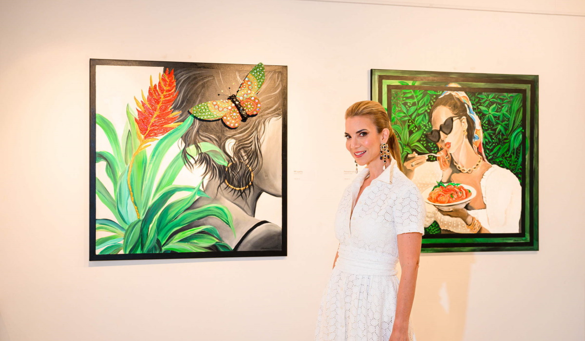 Μαρίνα Λεόν: Η ζωγράφος παρουσιάζει 23 έργα με επίκεντρο την γυναίκα