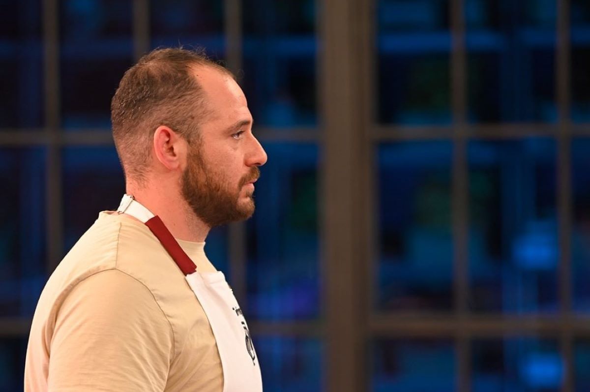 MasterChef: Ο μακροβιότερος αρχηγός Γιάννης έβαλε «φωτιά» στο Τwitter – «5 εβδομάδες αρχηγός και εμείς με Ζάναξ»