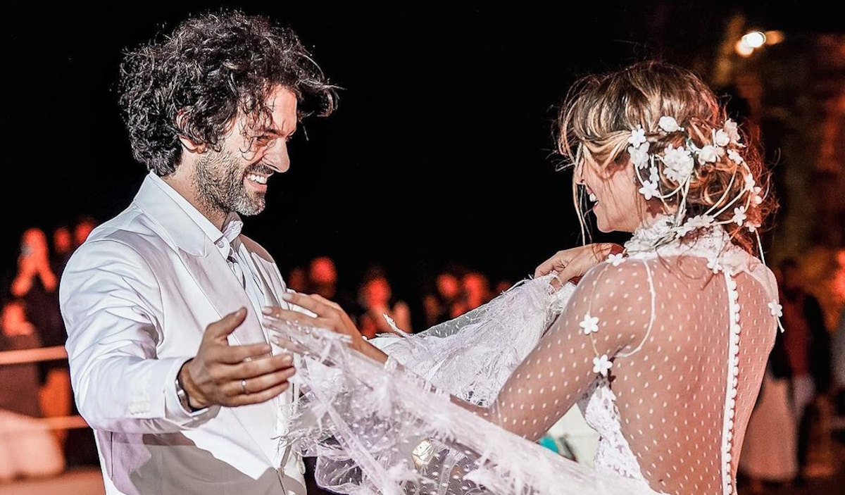 Αθηνά Οικονομάκου – Φίλιππος Μιχόπουλος: 5 φωτογραφίες από τον γάμο τους στη Μύκονο το 2018