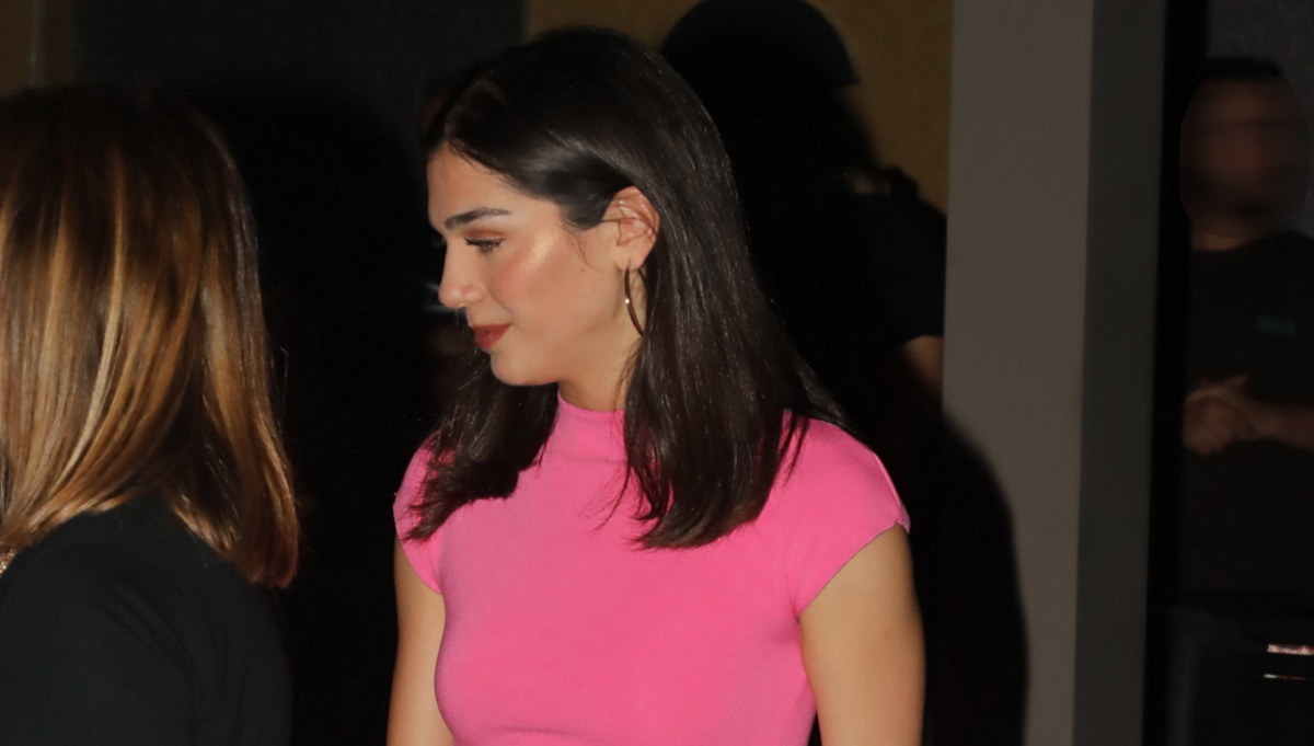 Μελίνα Νικολαΐδη: Με ροζ μίνι φόρεμα σε γνωστό νυχτερινό κέντρο