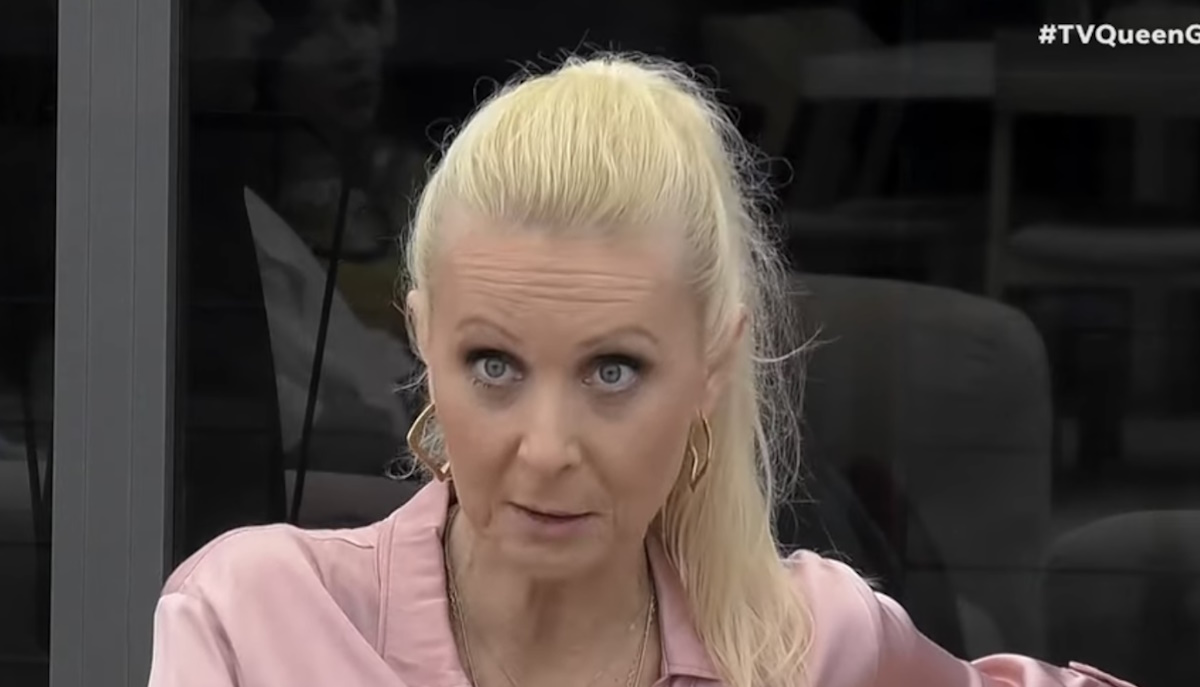 TV Queen: Ο λόγος που εκνευρίστηκε η Κατερίνα Γκαγκάκη – «Δεν είστε επτά ετών»