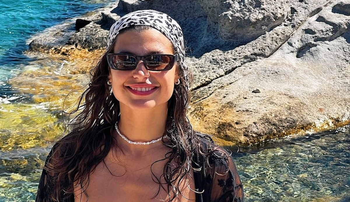 Δανάη Παππά: Επέλεξε το απόλυτο καφέ μαγιό για φέτος το καλοκαίρι