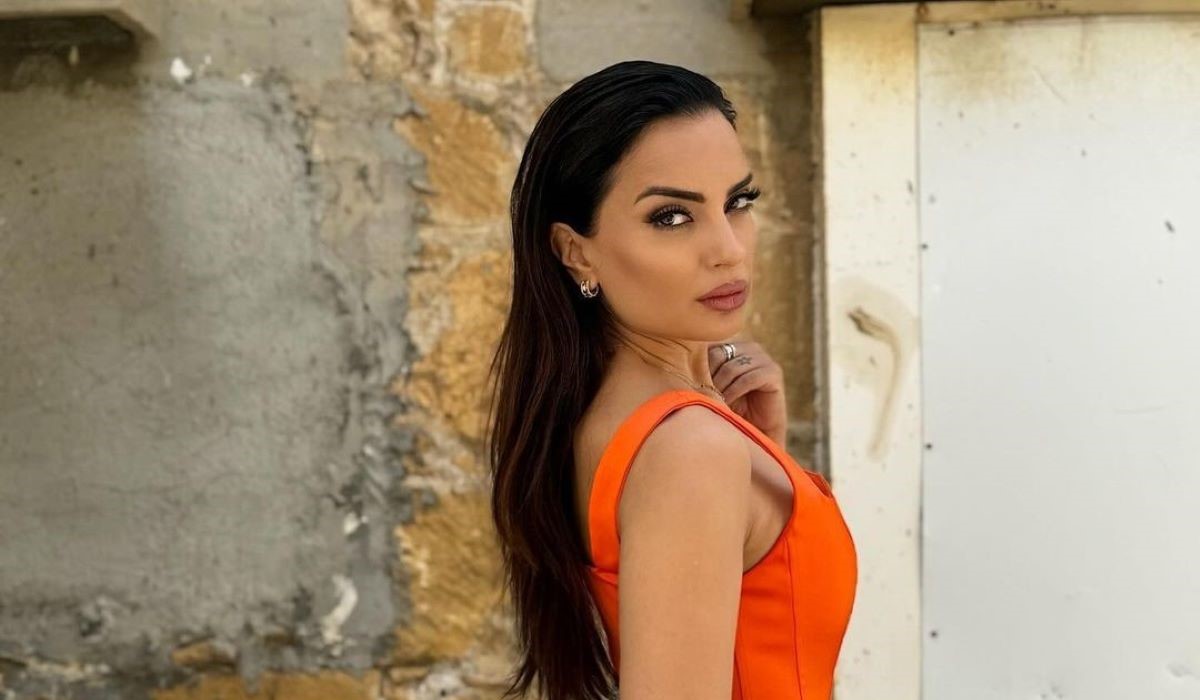 Ελπίδα Ιακωβίδου: Ποια είναι η παρουσιάστρια που βρίσκεται σε σχέση με τον Τζώνη Καλημέρη 