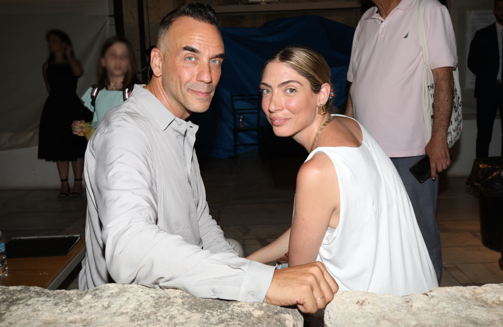 Ο Πάνος Μουζουράκης και η Μαριλού Κόζαρη στο Ηρώδειο. 