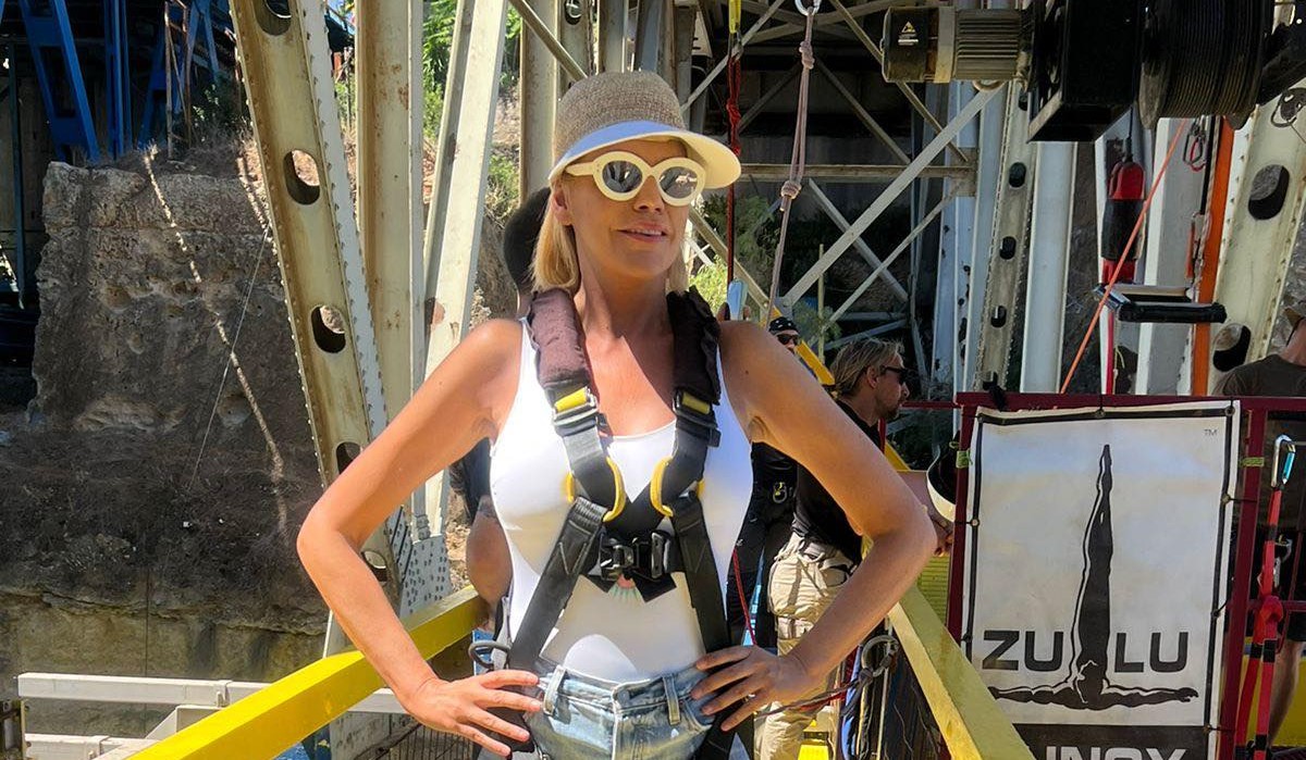 Σάσα Σταμάτη: Έκανε zulu bungy από τον Ισθμό της Κορίνθου!