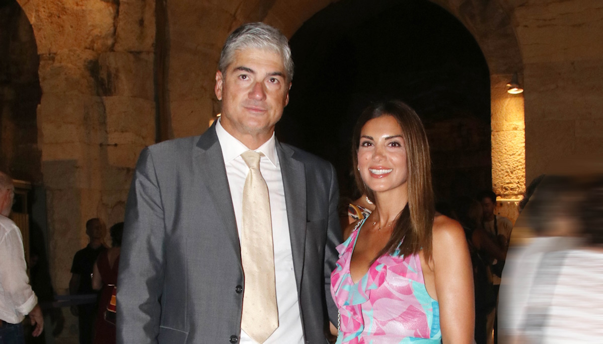 Σταματίνα Τσιμτσιλή: Η ρομαντική φωτογραφία με τον Θέμη Σοφό στη θάλασσα με αφορμή τα γενέθλιά του
