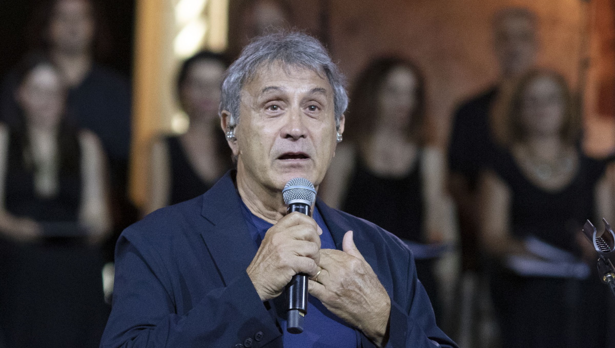 Γιώργος Νταλάρας: Κατέθεσε μήνυση στη Δίωξη Ηλεκτρονικού Εγκλήματος για παράνομο βίντεο