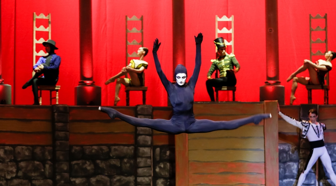 Το φημισμένο Astana Ballet Theatre στο θέατρο Παλλάς