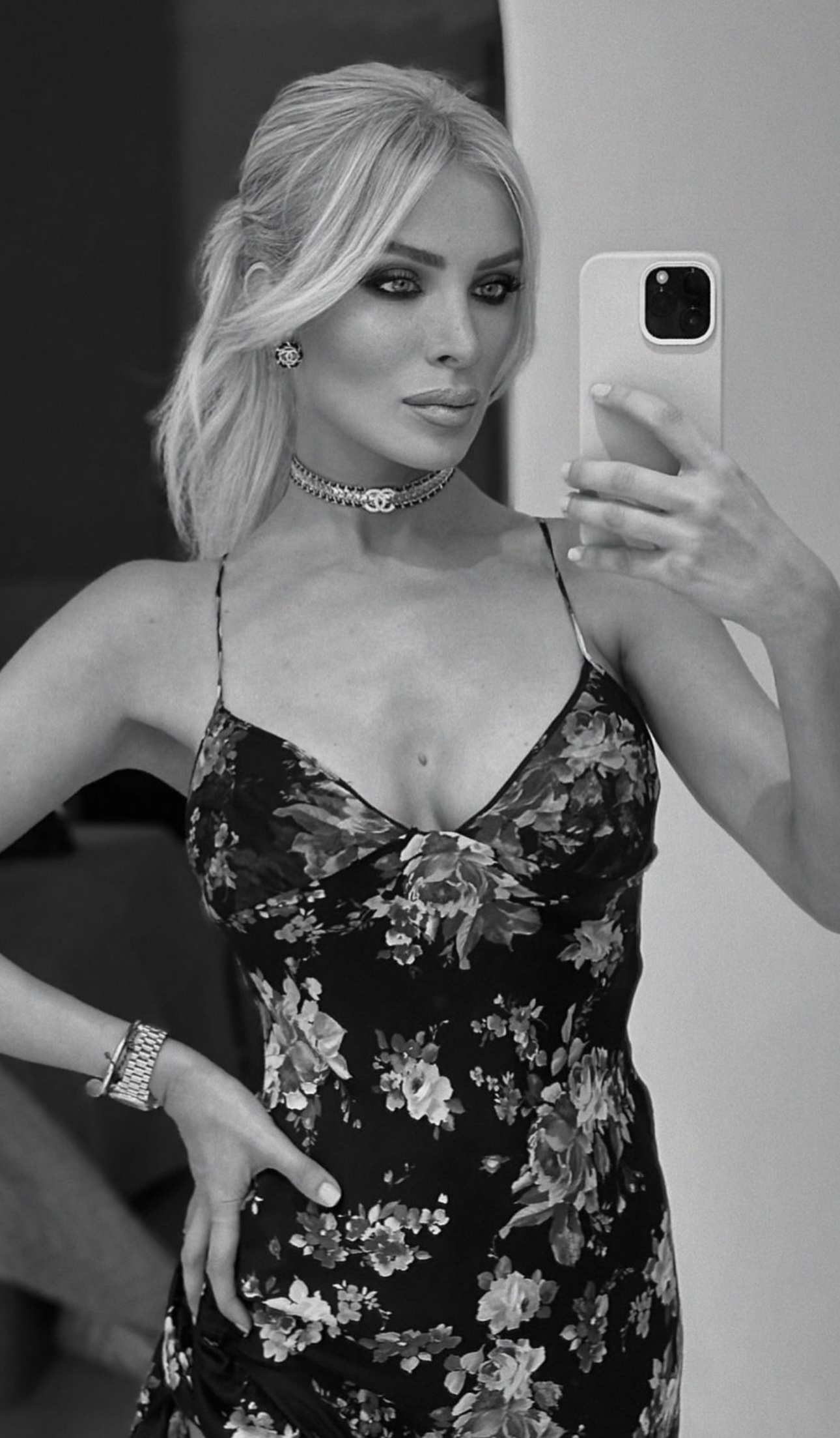 Η Κατερίνα Καινούργιου με roberto cavalli φόρεμα