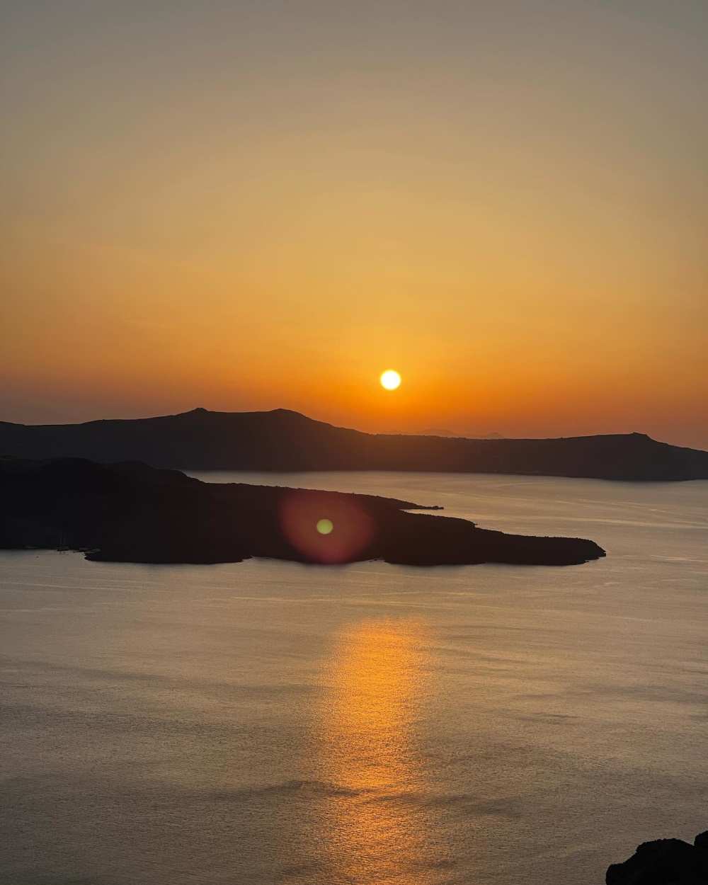 Το ηλιοβασίλεμα της Σαντορίνης.