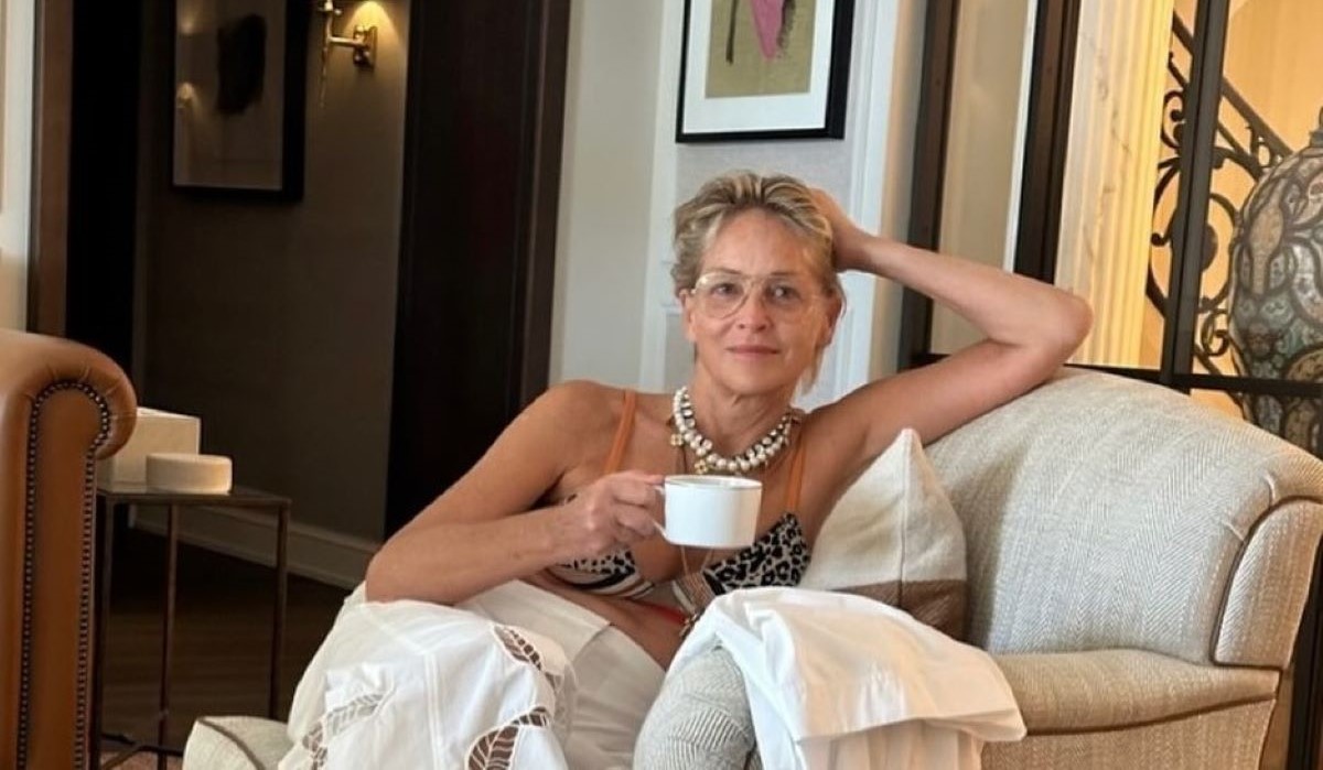 Σάρον Στόουν: H φωτογραφία με μαυρισμένο μάτι από τις διακοπές της στην Τουρκία