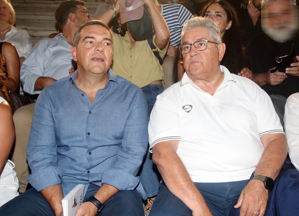 O Αλέξης Τσίπρας και ο Δημήτρης Κουτσούμπας δίπλα δίπλα στο Ηρώδειο.