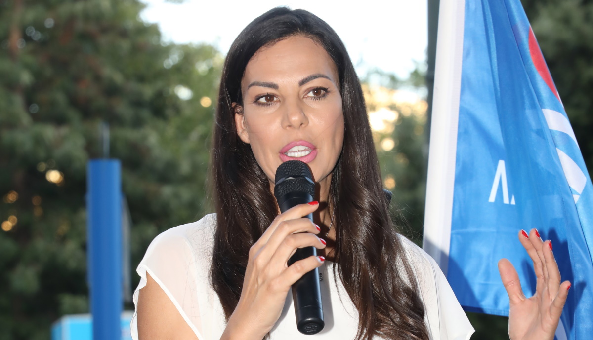 Η Σταματίνα Τσιμτσιλή για τις δηλώσεις της Εύης Βατίδου: «Να δείχνει τον απαιτούμενο σεβασμό»