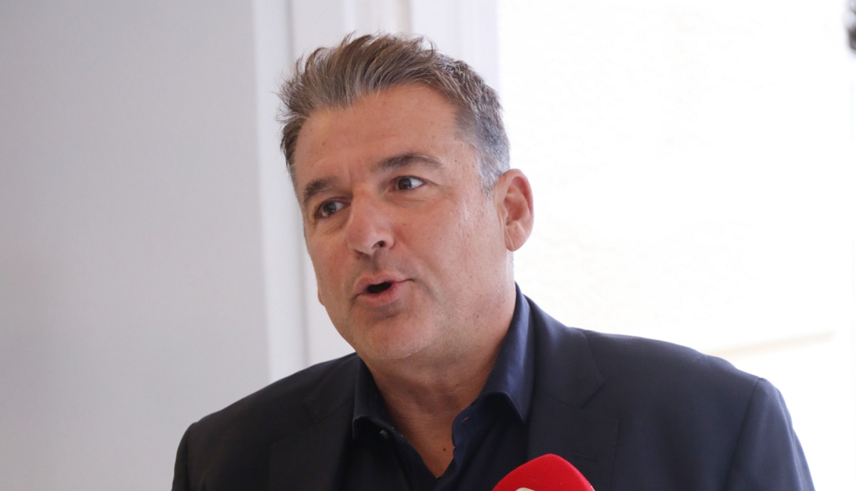 Γιώργος Λιάγκας: «Έμεινα σε ξενοδοχείο, το σπίτι δεν κατοικείται»