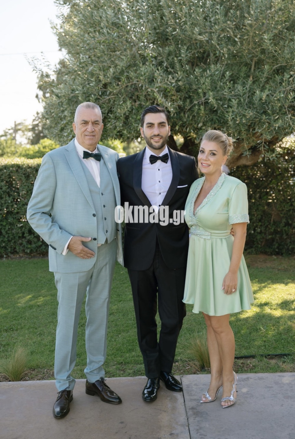 Ο εφοπλιστής Κώστας Λυμπουσάκης με τη σύζυγό του Κωνσταντίνα Ευθυμίου και τον γιο του Γιάννη.