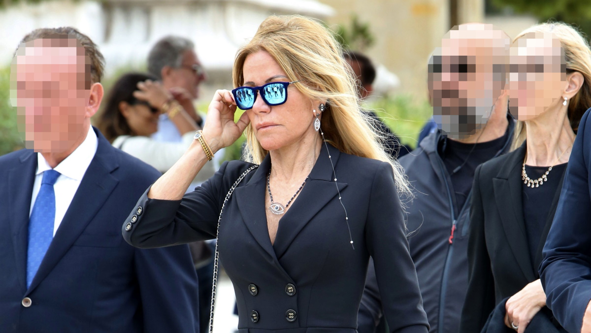 Μαριάννα Λάτση: Τα ιδιαίτερα κοσμήματα που επέλεξε στο τελευταίο αντίο για τον Αλέξη Παπαδημητρίου