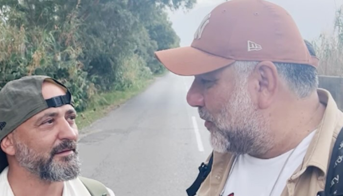 Γρηγόρης Αρναούτογλου: Επέστρεψαν τα ταξίδια του σε όλη την Ελλάδα – Πώς ξεκίνησε το The Roadshow;