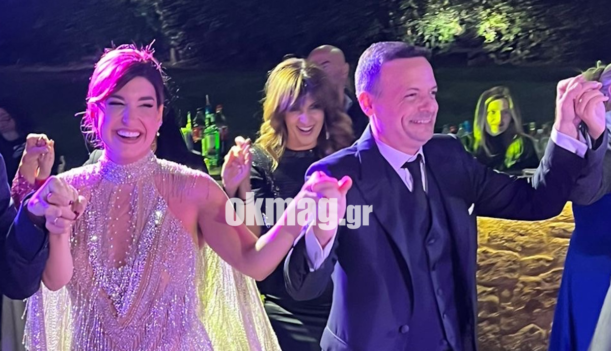 Χάρης Δούκας – Γεωργία Πολυτάνου: Αποκλειστικές φωτογραφίες από τον χορό του ζευγαριού στη δεξίωση του γάμου τους!