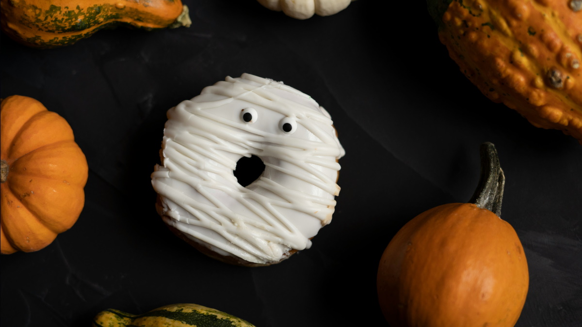 Τα πιο εντυπωσιακά Halloween donuts από τον Άκη Πετρετζίκη
