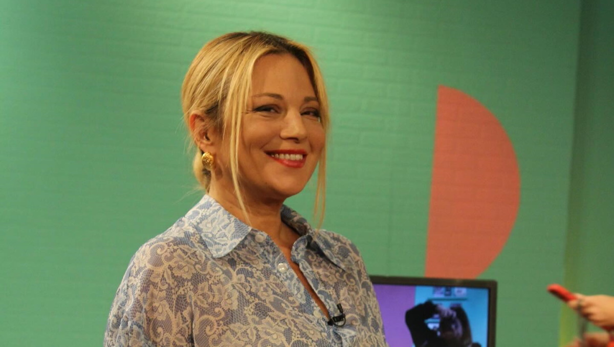 Νάνσυ Ζαμπέτογλου: Η θεαματική αλλαγή στα μαλλιά της! «Όλα ξεκίνησαν από μια βουτιά στη θάλασσα το καλοκαίρι!»