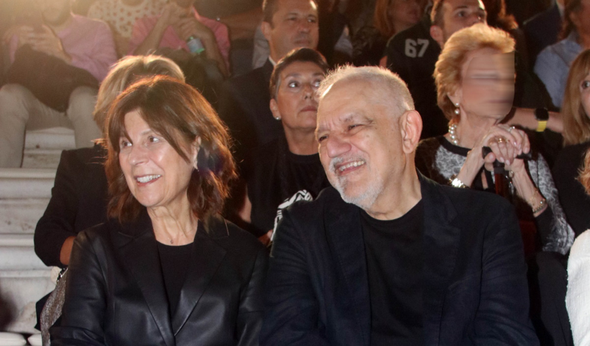 Νίκος Πορτοκάλογλου: Σπάνια δημόσια εμφάνιση με τη σύζυγό του και συγγραφέα παιδικών βιβλίων, Μαρίνα Κατσιώτη