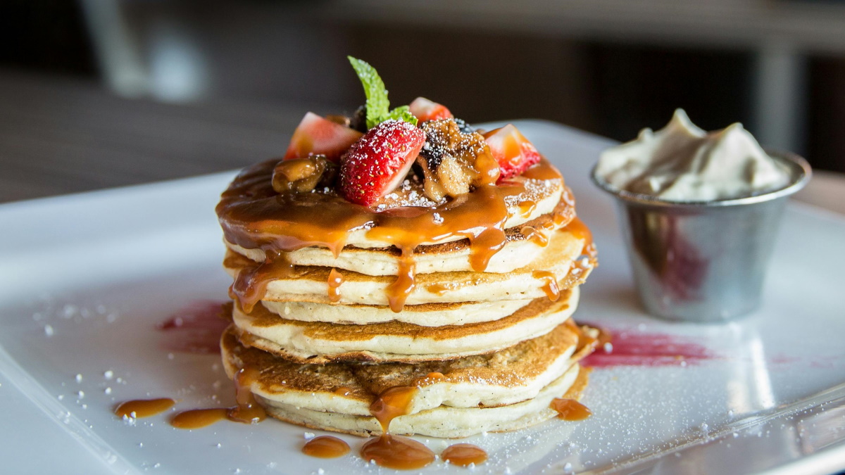 Εύκολα pancakes στην τοστιέρα