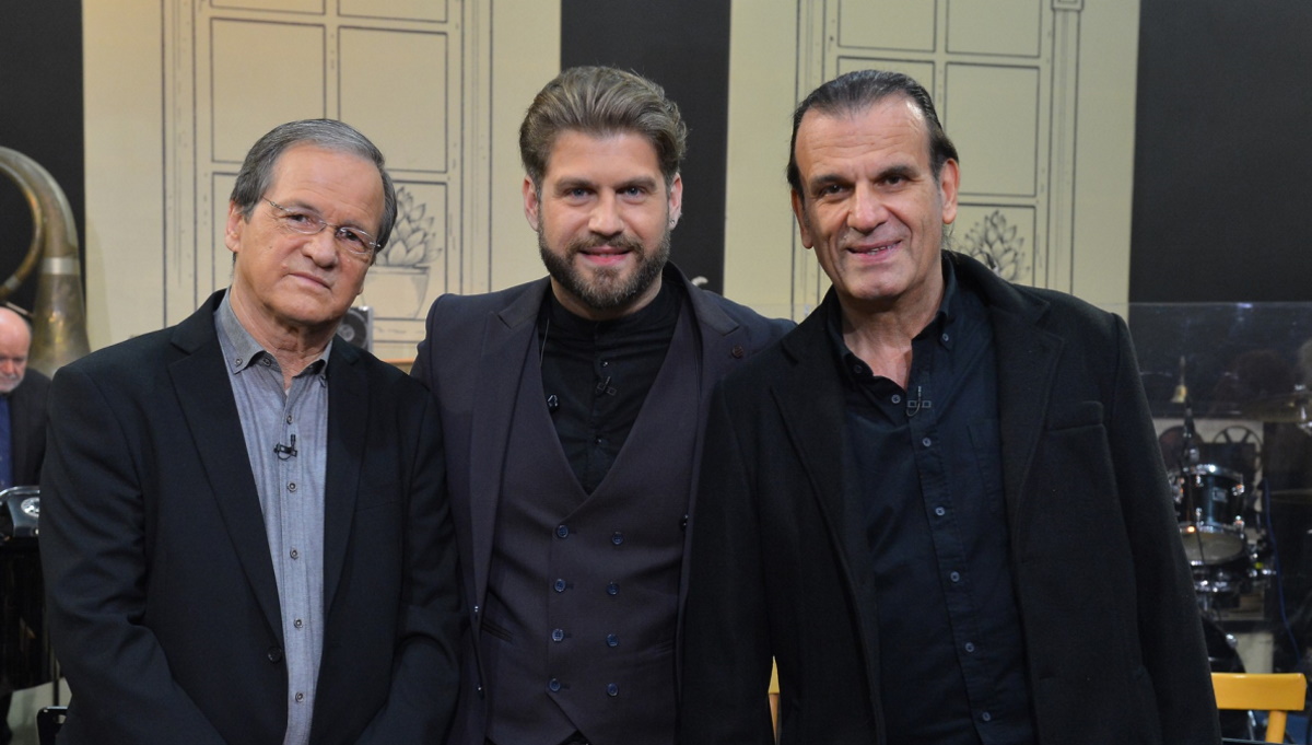 Ο Πάνος Μπλέτζας στο okmag: Η αγάπη για το τραγούδι, η κόρη που απέκτησε στα 18 και οι συνεργασίες σταθμός