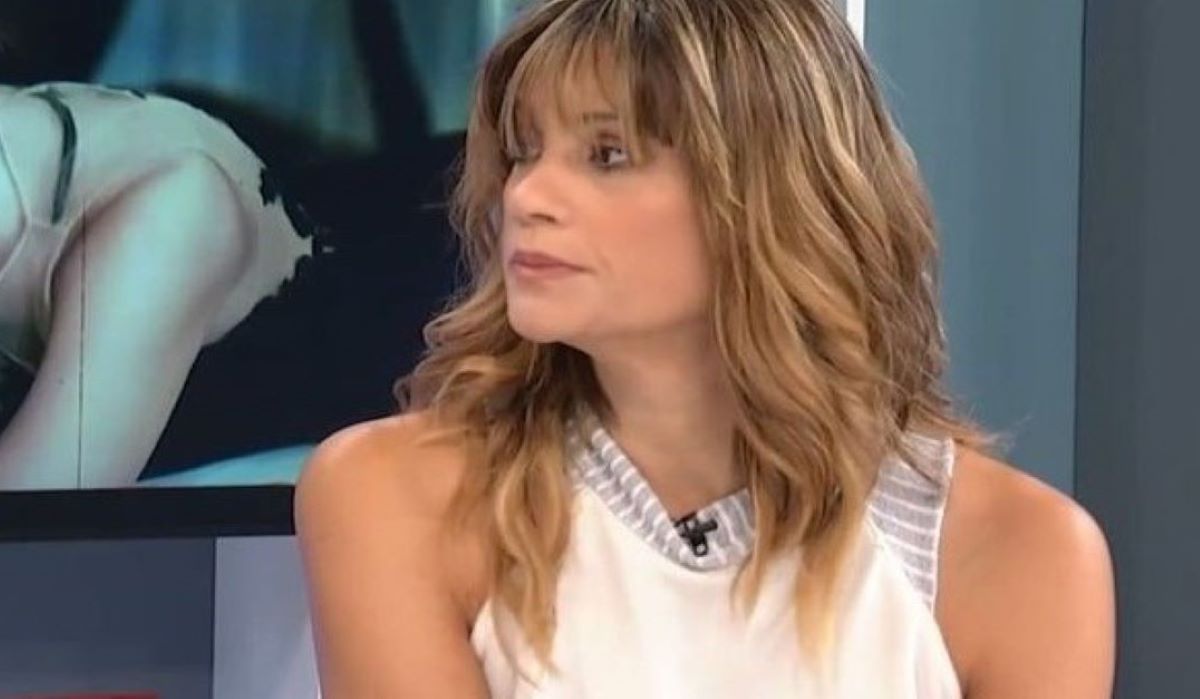 Άννα Μαρία Παπαχαραλάμπους: «Βρίσκομαι στη δική μου εφηβεία. Η εμμηνόπαυση είναι η εφηβεία των γυναικών»