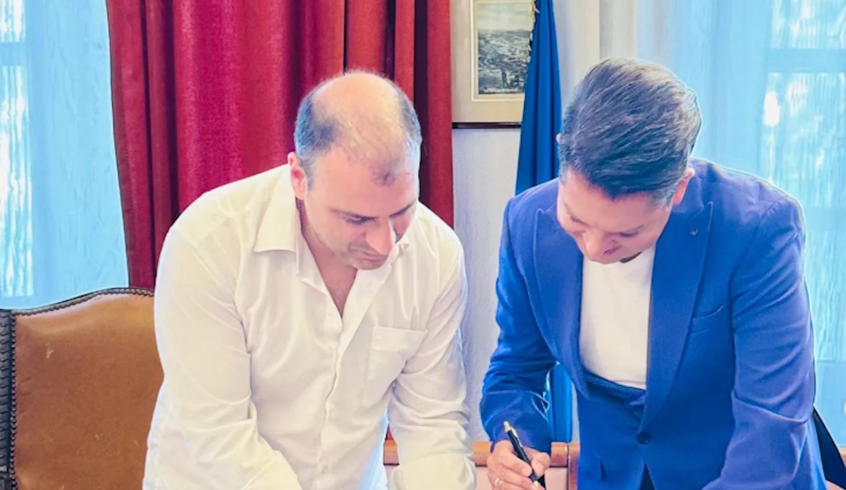 Γιάννης Πουλόπουλος: Δημοσίευσε για πρώτη φορά φωτογραφία από τον γάμο του!