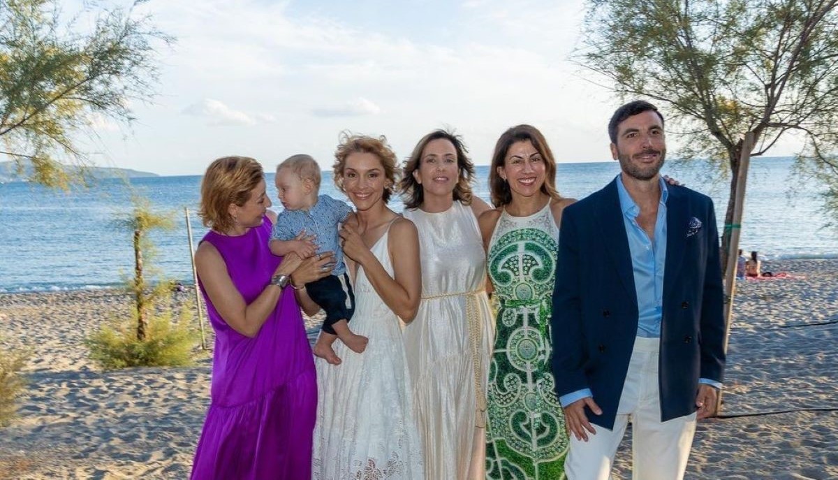 Γιούλικα Σκαφιδά: Bάφτισε τον γιο της με νονά την Ευδοκία Ρουμελιώτη – Οι πρώτες φωτογραφίες!