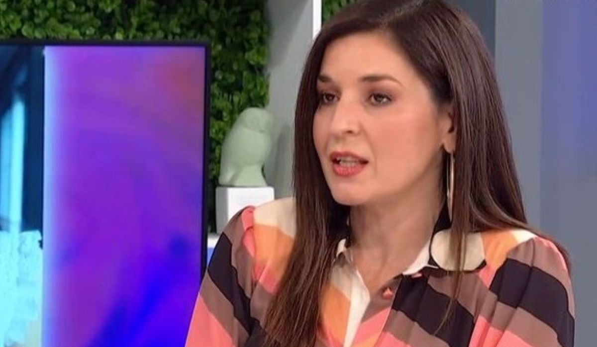 Βαλέρια Κουρούπη: «Αισθάνομαι πιο απελευθερωμένη τώρα που μεγάλωσε ο γιος μου, νιώθω ότι έχω γυρίσει στα 25»