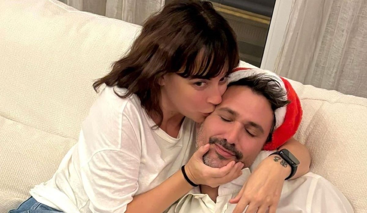 Μιχάλης Λεβεντογιάννης – Σοφία Φαραζή: Στόλισαν μαζί το χριστουγεννιάτικο δέντρο