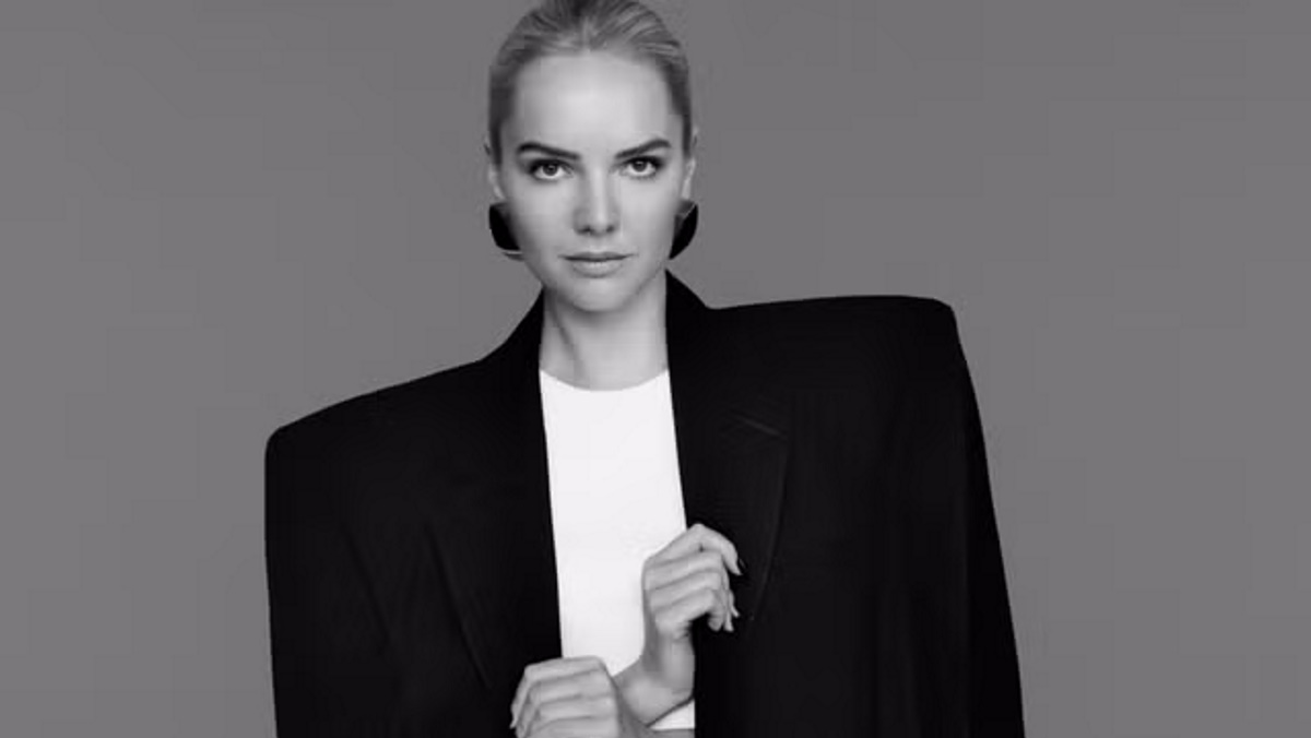 Marina Raphael: Ποια είναι η ελληνικής καταγωγής νέα καλλιτεχνική διευθύντρια του Elie Saab