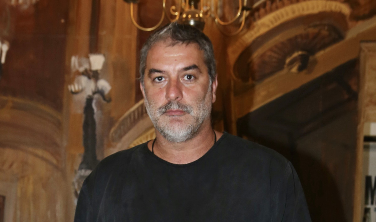 Βασίλης Μπισμπίκης: Αγνώριστος στα 28 του, 20 χρόνια πριν!