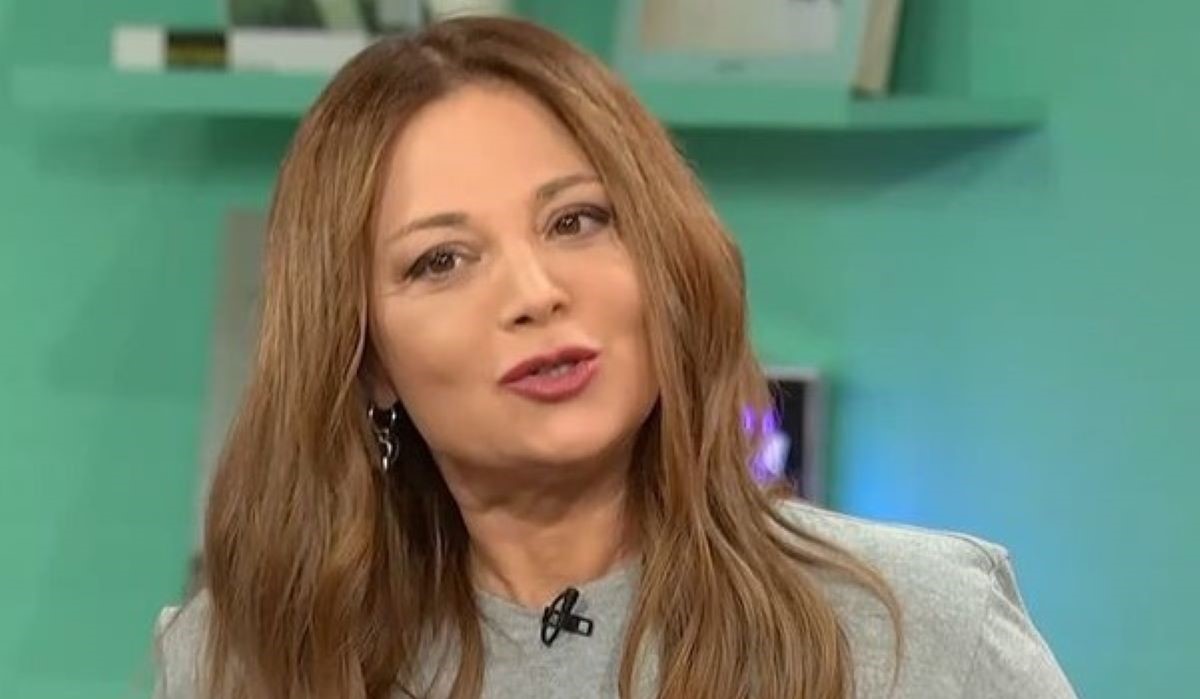 Νάνσυ Ζαμπέτογλου: «Δεν είναι όλα τα πράγματα τέλεια, ούτε όλοι έχουν οικογένεια και είναι ευτυχισμένοι…»