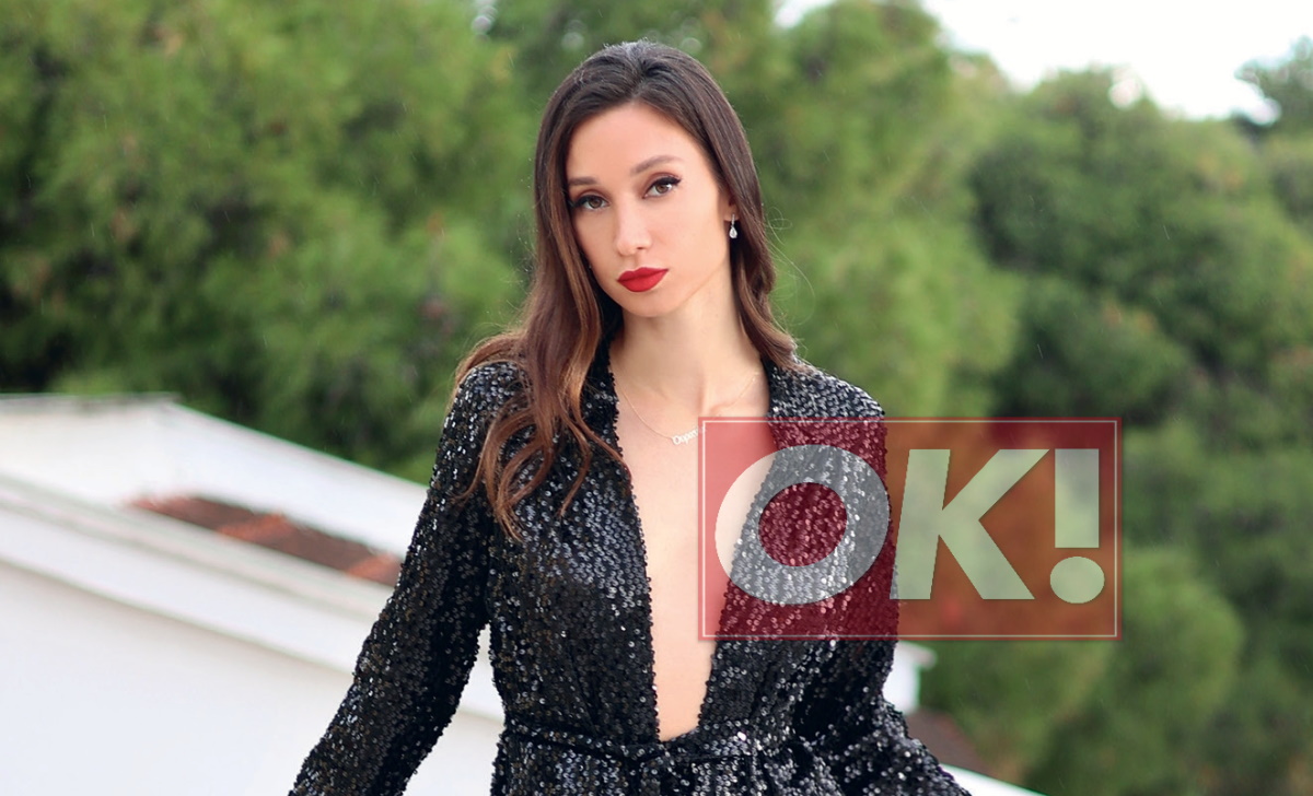 Δήμητρα Βαμβακούση: Τα 3+1 glam σύνολα που επέλεξε για την οικογενειακή φωτογράφιση στο ΟΚ!